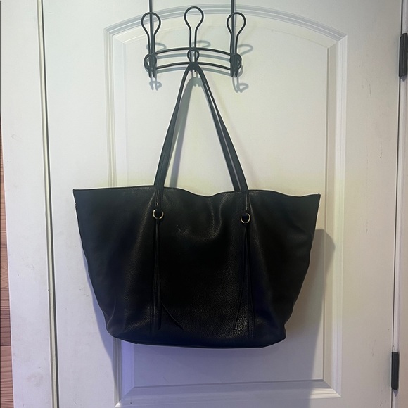 HOBO Classic Black Leather Tote - Picture 1 of 1